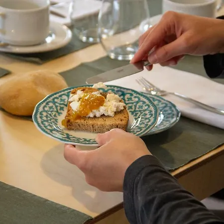 Solar Da Castanha - Forest House Landsted Manteigas