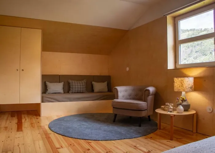 Solar Da Castanha - Forest House