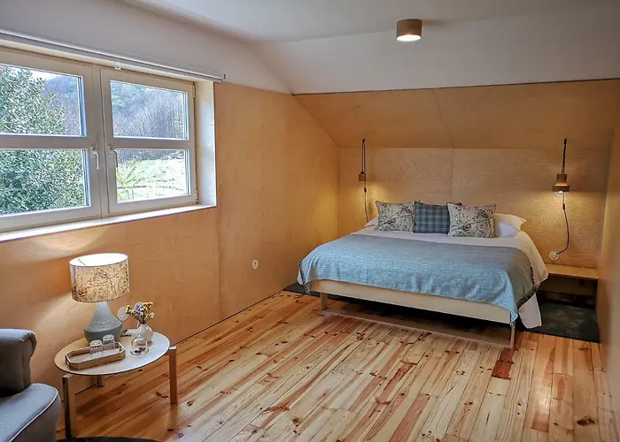 Solar Da Castanha - Forest House בית כפרי מנטגאס